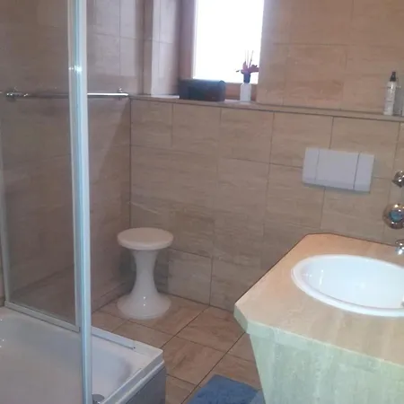 Alpine Escape - 2bdr, Jacuzzi & Sauna Appartement