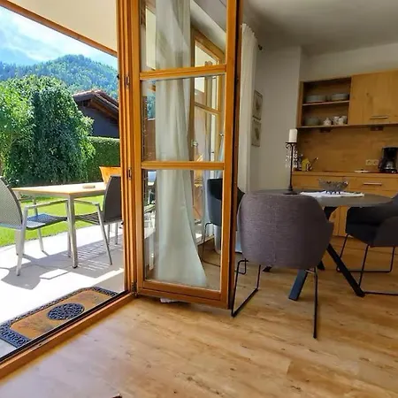 Appartement Alpine Escape - 2bdr, Jacuzzi & Sauna Garmisch-Partenkirchen