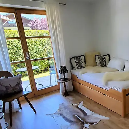 Alpine Escape - 2bdr, Jacuzzi & Sauna Appartement